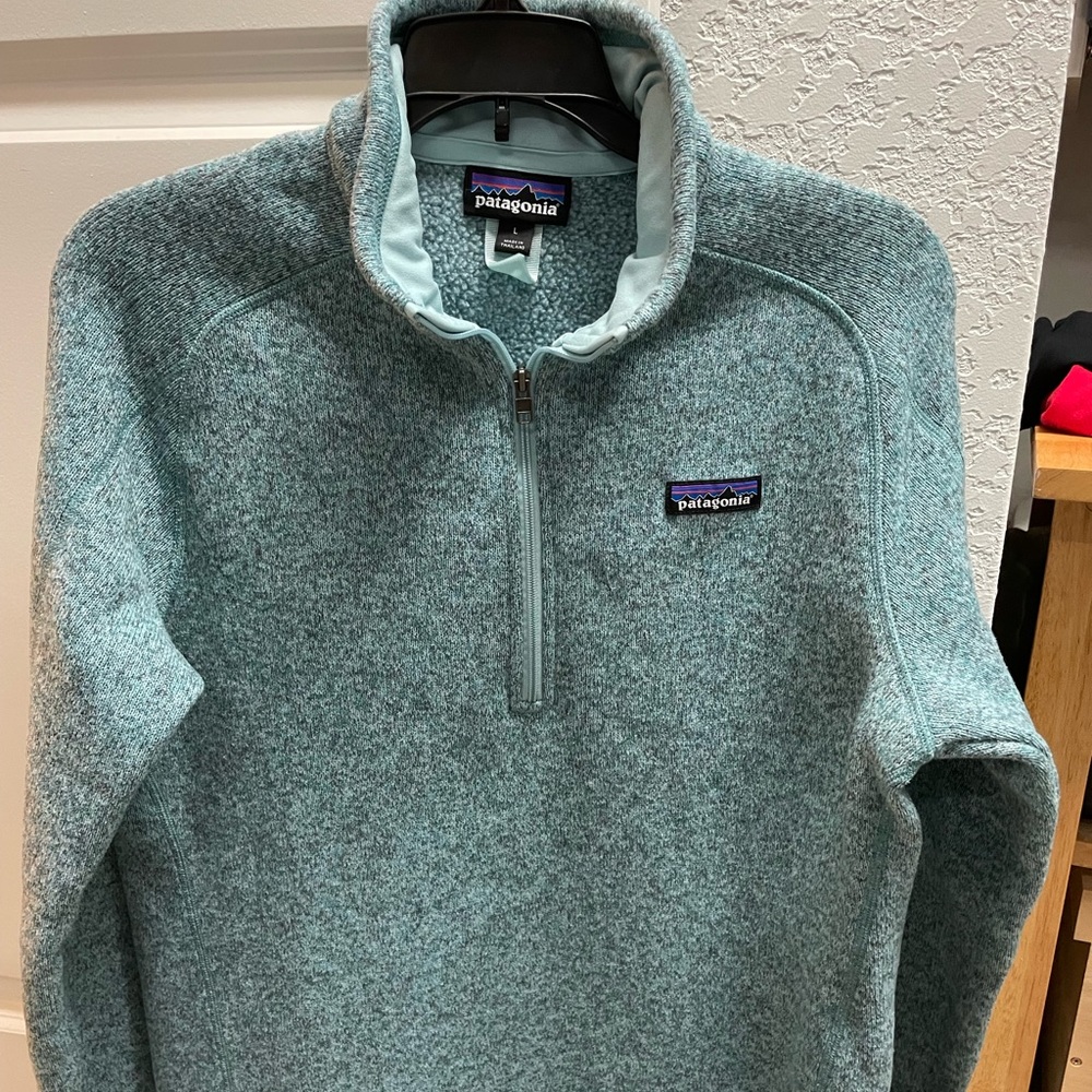 Like new Patagonia 3/4 zip womens pullover